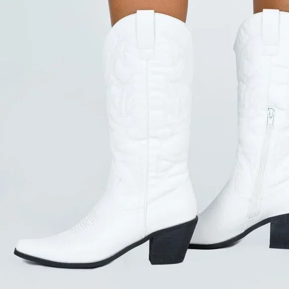 #39❤️ NEW THERAPY CLAYTON WHITE BOOTS - Picture 4 of 10